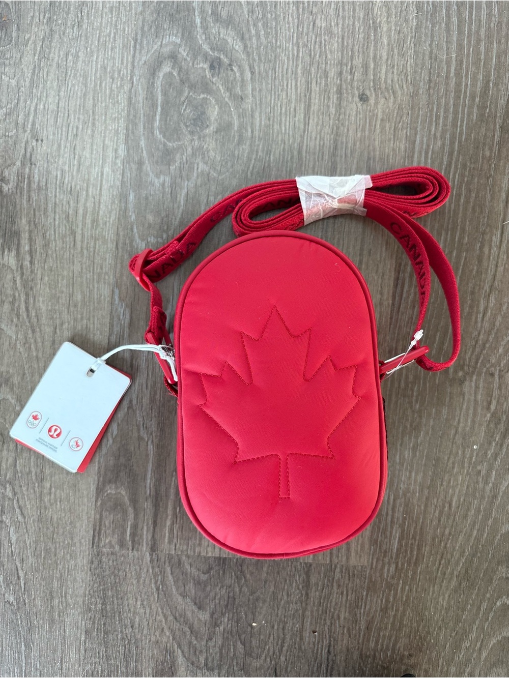 NWT Lululemon TEAM CANADA 22 Future Legacy Crossbody Bag CRMS Red Olympics
